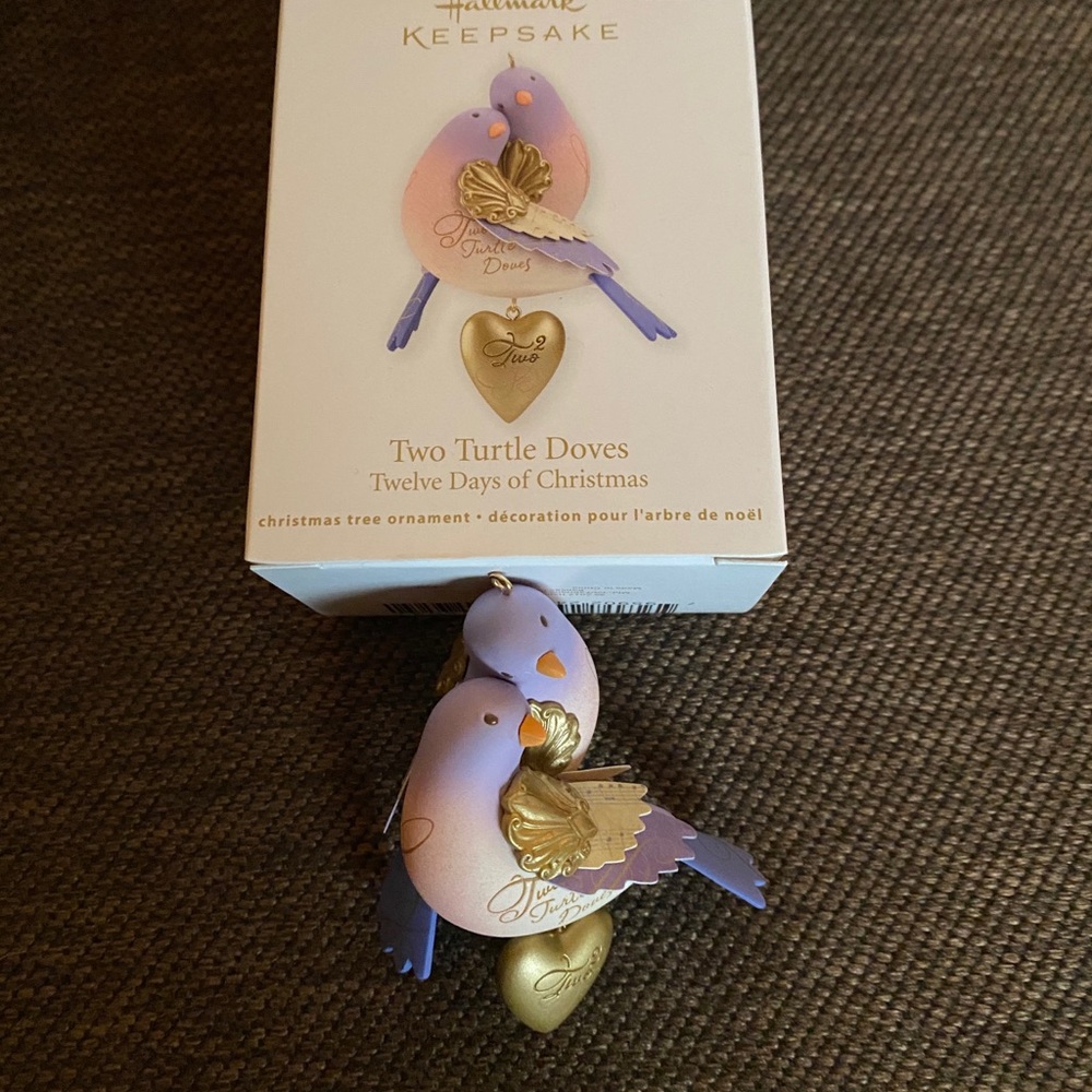 Hallmark Two Turtle Doves Ornament 2012